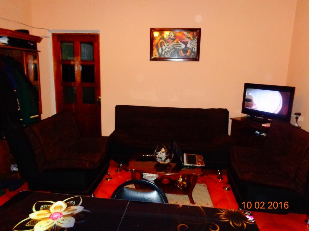 Hotel Private House In Batumi Esterno foto