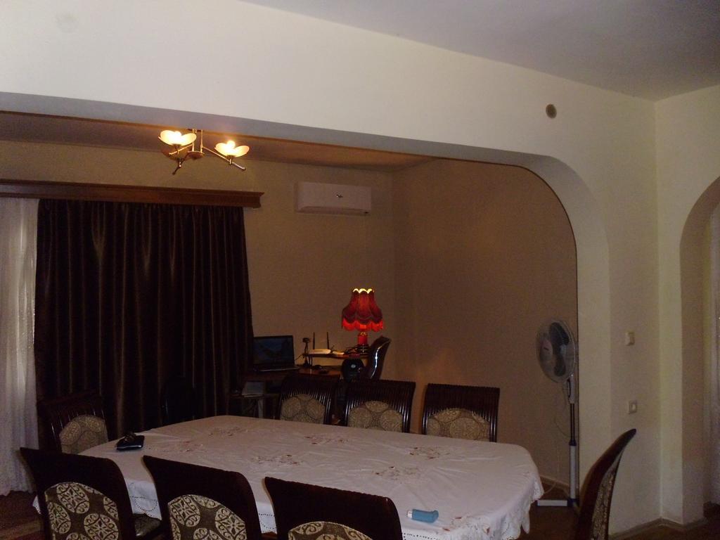 Hotel Private House In Batumi Camera foto