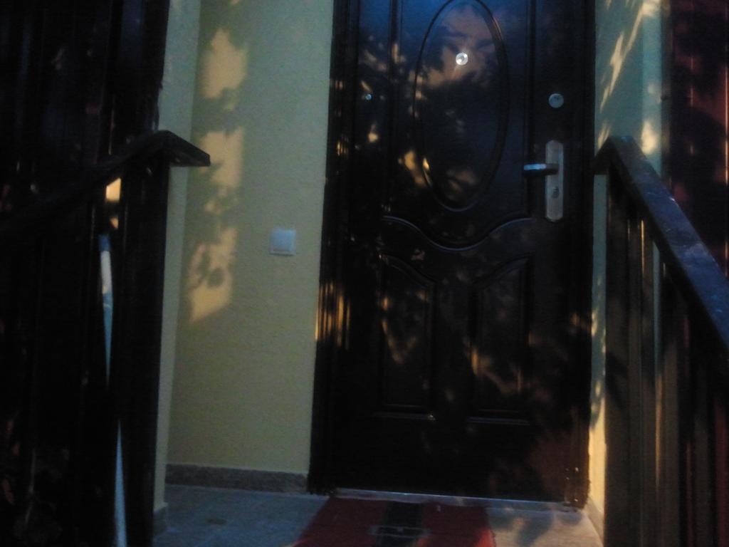 Hotel Private House In Batumi Esterno foto